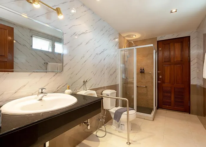 Aparthotel Capitel Rama 4 3*