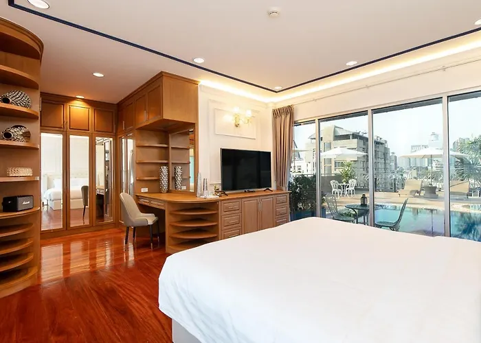 Aparthotel Capitel Rama 4 3*
