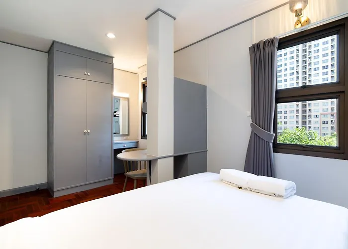 Capitel Rama 4 Aparthotel 3*