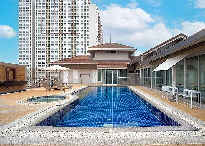 Capitel Rama 4 Aparthotel 3*