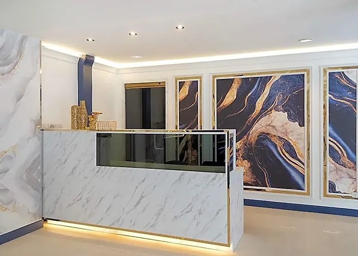 Aparthotel Capitel Rama 4